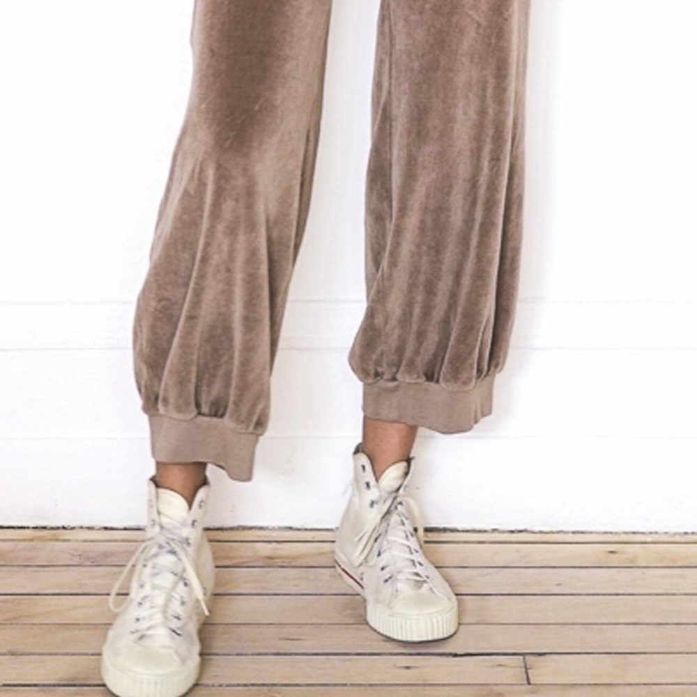 Velour Kondi track bottoms